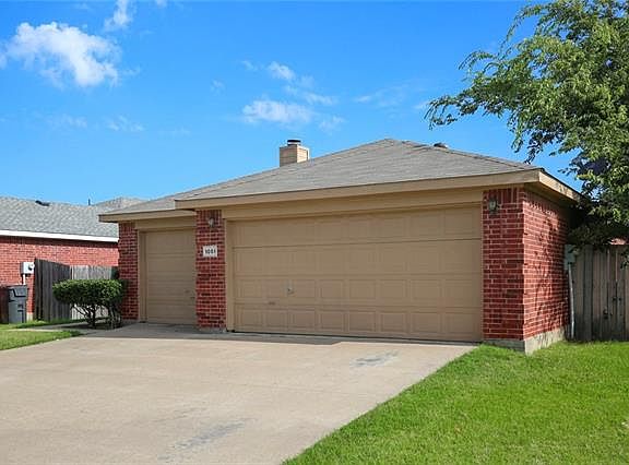 3rd image of 1051 Port Isabel Dr