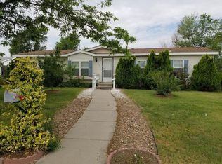 1715 B St, Garden City, KS 67846