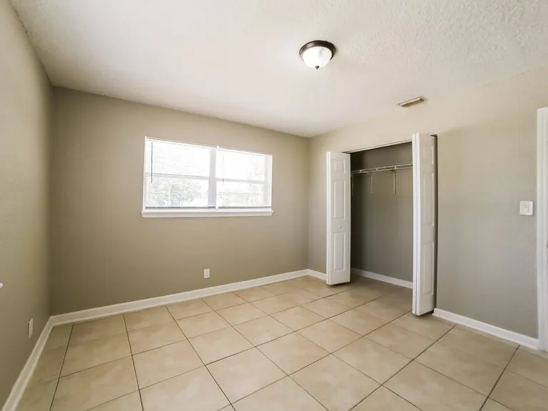 1522 NW 10th Ave — Photo 10