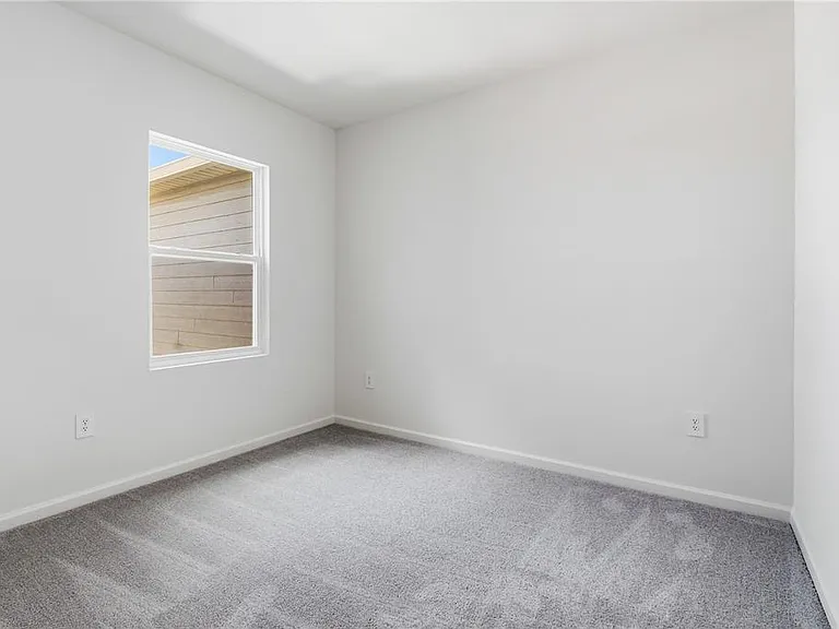 3143 Kurtz Ter — Photo 17