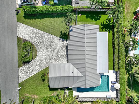 2nd image of 1191 BIMINI Lane