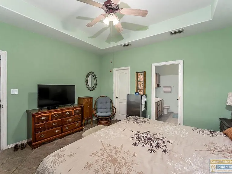 18 Torrey Pines Rd — Photo 16