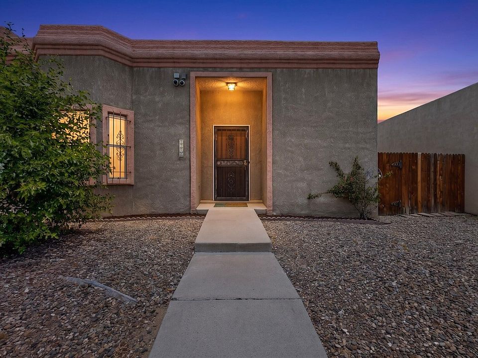 1st image of 7709 Pinewood Dr NW