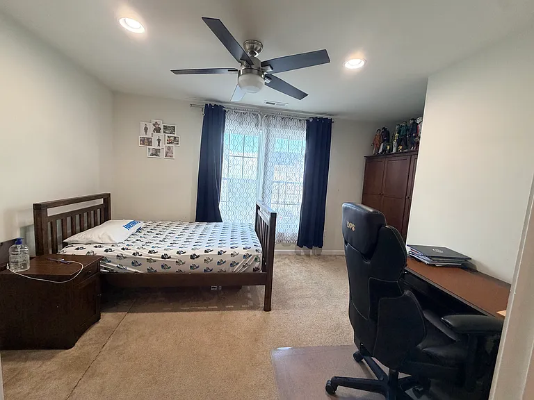 Flex room