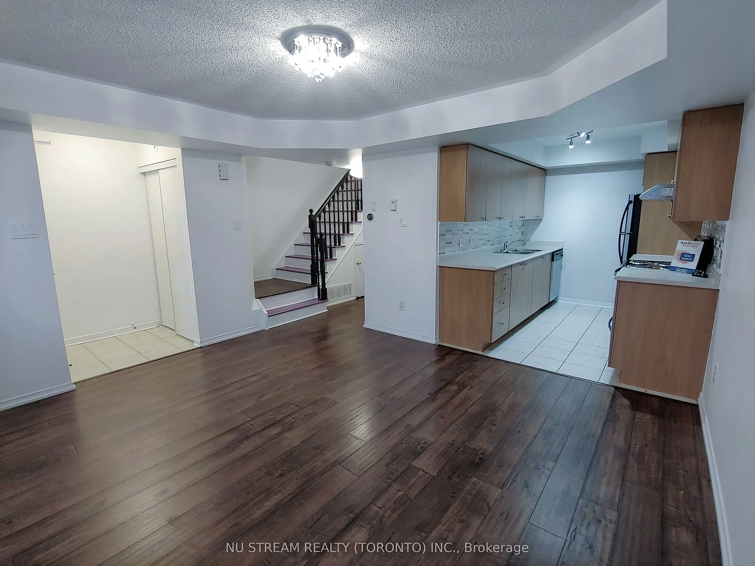 2 bed, $2,450 — Photo 4