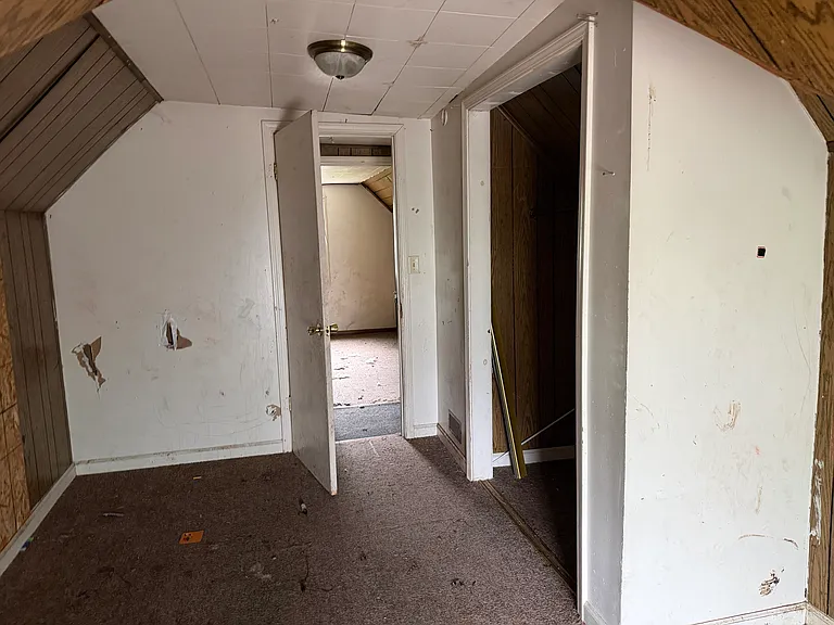 711 Vine St — Photo 26