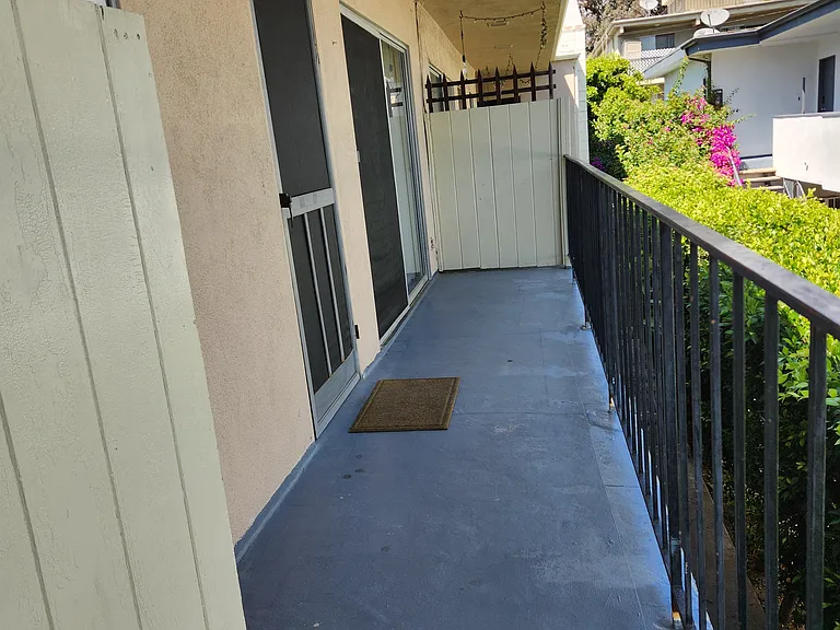 11921 Kiowa Ave #6 — Photo 9