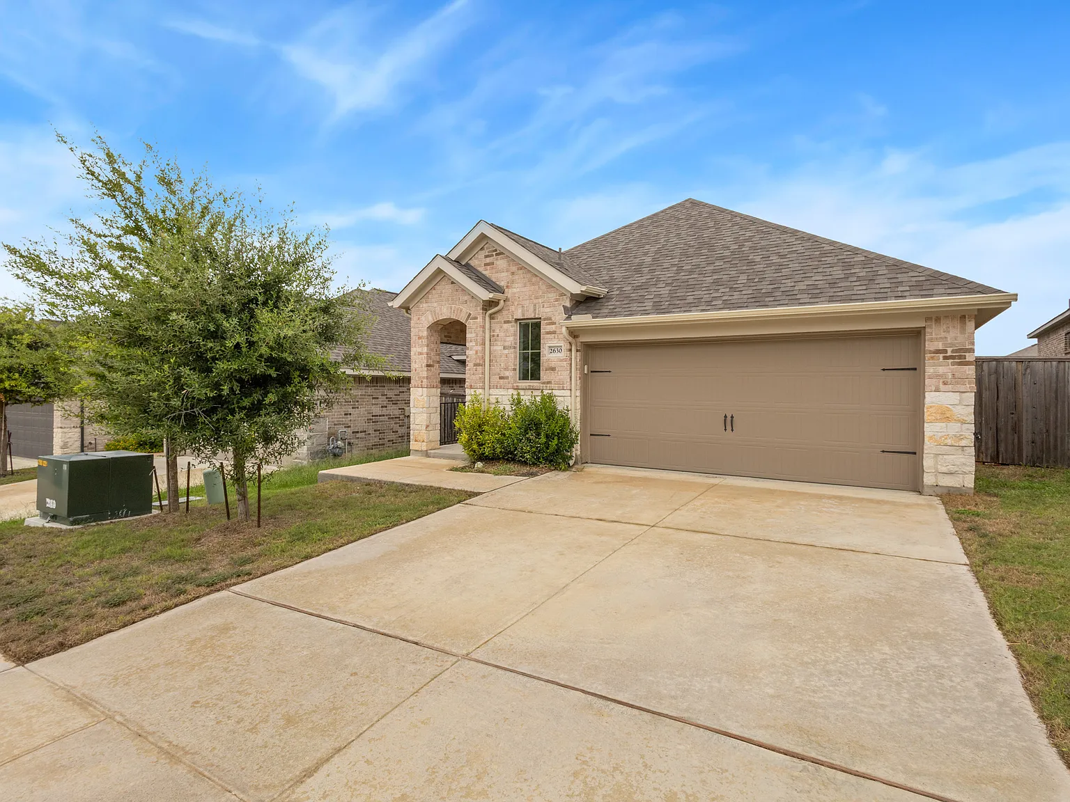 3 bed, 1649 sqft, $2,000 — Photo 1