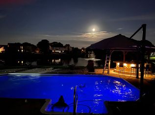 867 Ironwood Dr W, Brownsburg, IN 46112