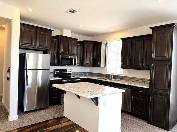 4th image of 2206 S Ellsworth Rd #17B