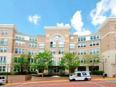 12000 Market St APT 384, Reston, VA, 20190