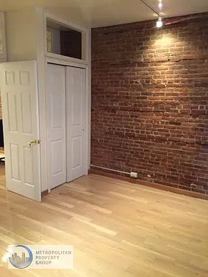 Rented by Metropolitan Property Group | media 10