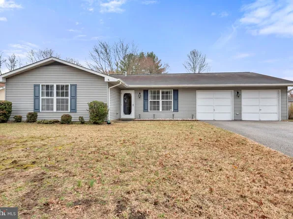 8205 Grassland Rd, Severn, MD 21144