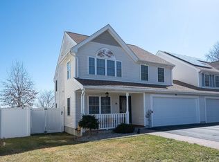 18 Angela Rose Ln, Worcester, MA 01604