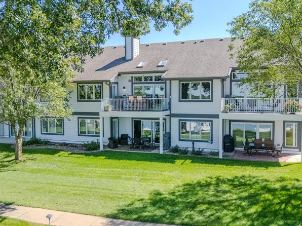 24094 187th St, Spirit Lake, IA 51360