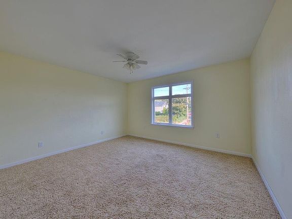 4th image of 1410 S 39th St