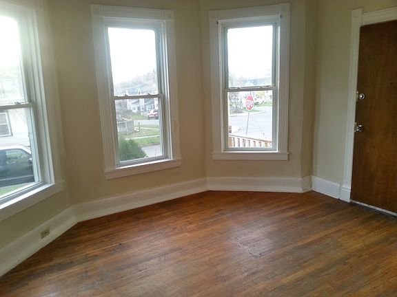 3rd image of 303 Graves St #1