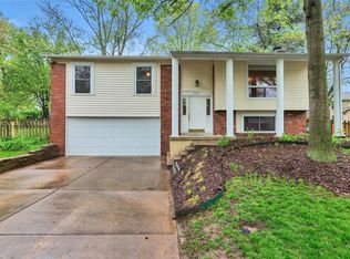 405 Tulsa Ave, Manchester, MO 63021