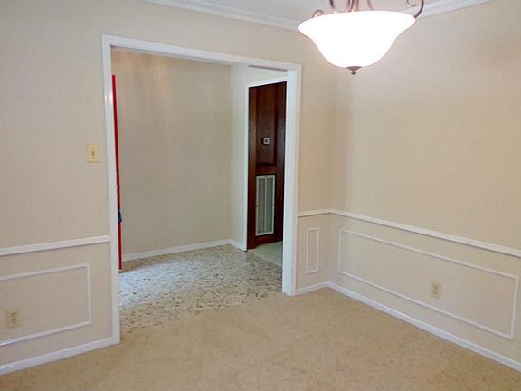 Fresh paint in foyer. This is the view your friends and family will have when they enter your new home.