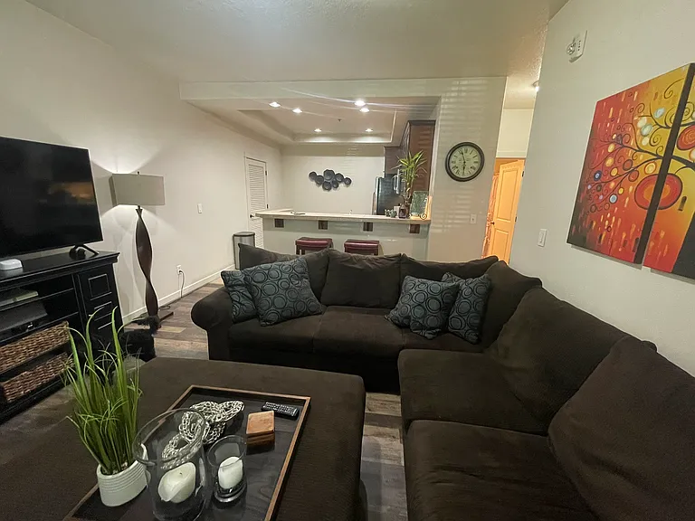 819 NW Wheelock Pl #819 — Photo 50