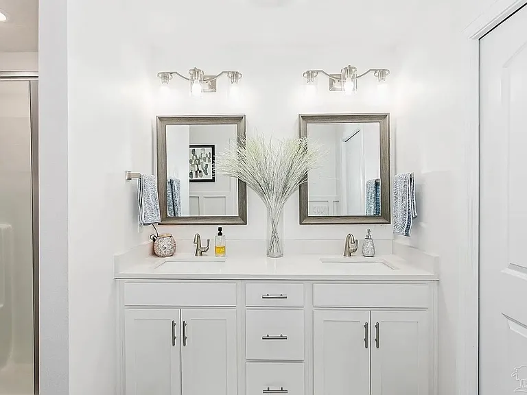 Primary bath with double vanity
