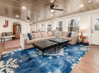 1060 Fox Ln, Sugar Grove, OH 43155