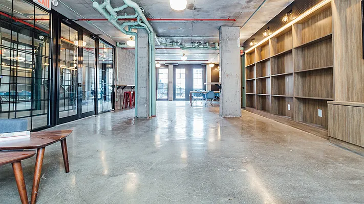 Rented by Nooklyn NYC LLC | media 44