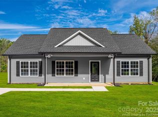 1960 Powell Ave, Lancaster, SC 29720