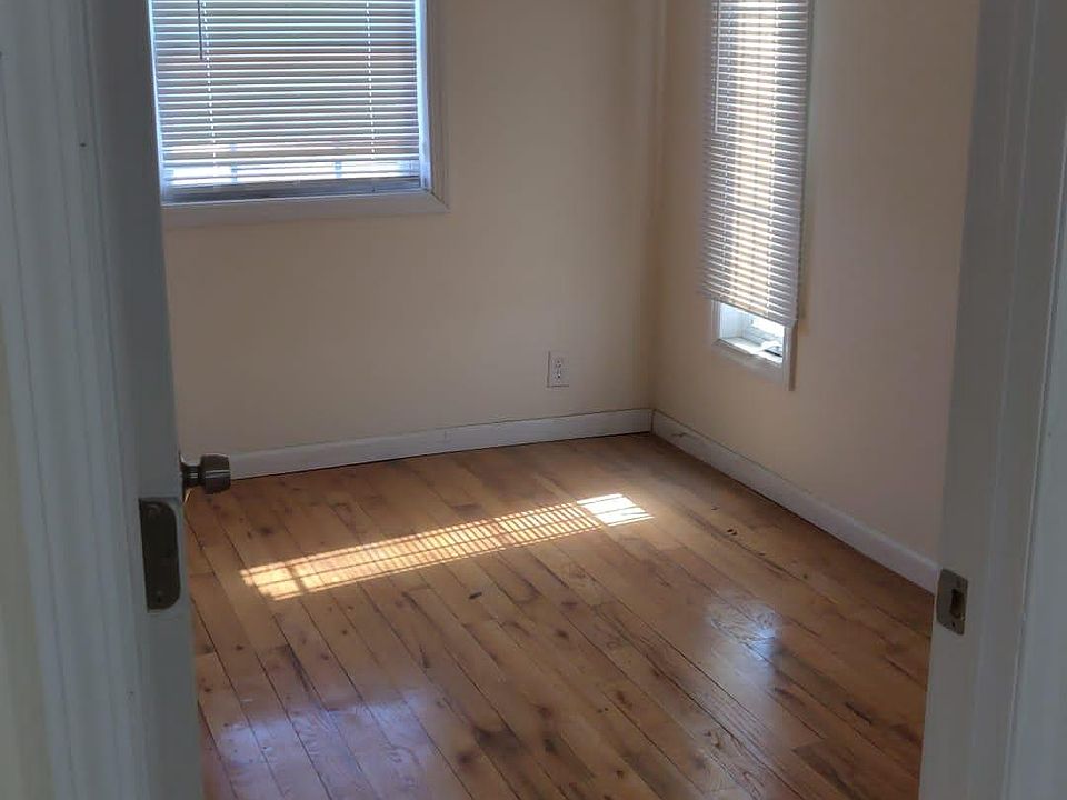 1st image of 460 Beach 43rd St