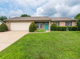 116 Brewer Dr, Borden, IN 47106