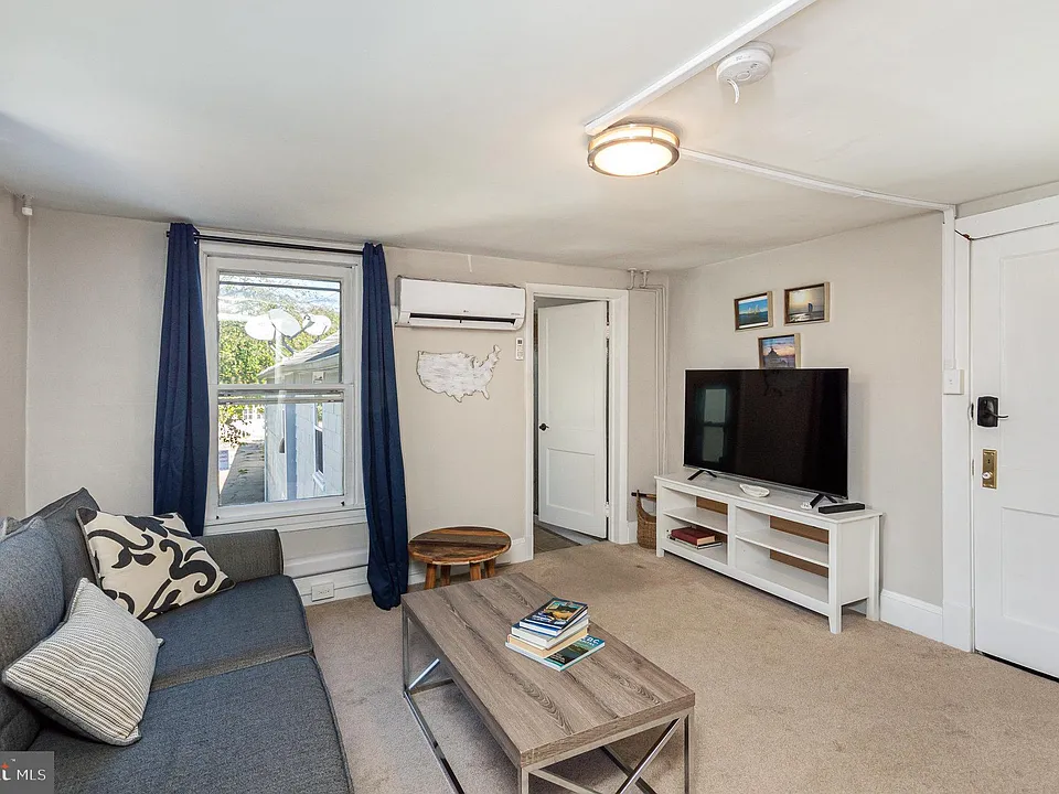 126 Prince George St #4