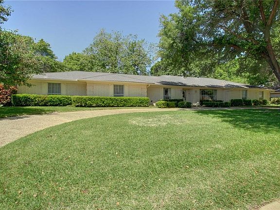 2nd image of 5515 Oakmont Ln
