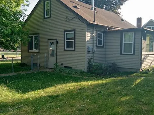 501 10th St, Howard Lake, MN 55349