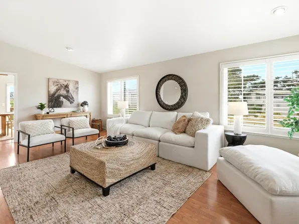 121 Bernal Ave, Moss Beach, CA 94038