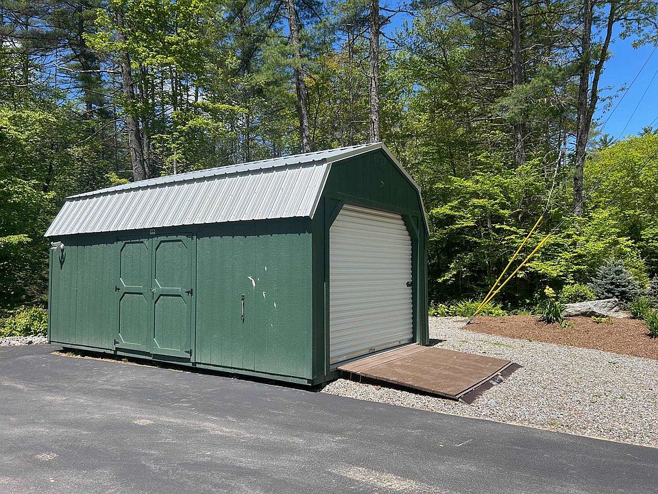 10th image of this home