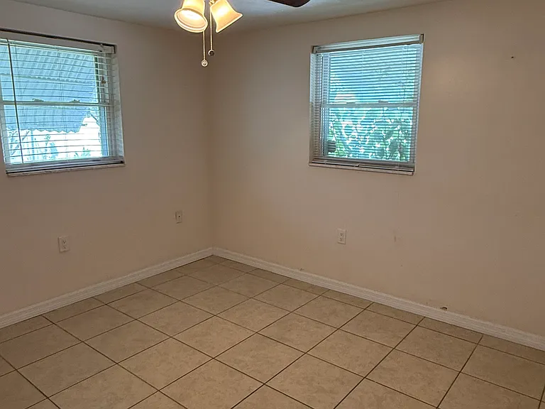 5439 Shell Dr — Photo 6