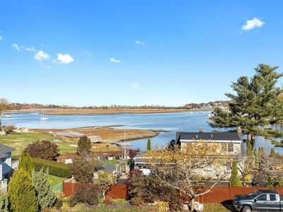 68 Thurston Point Rd, Gloucester, MA, 01930