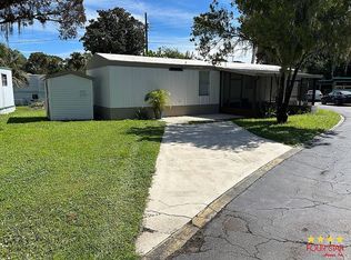 671 Dixie Ave N #18, Sebastian, FL 32976