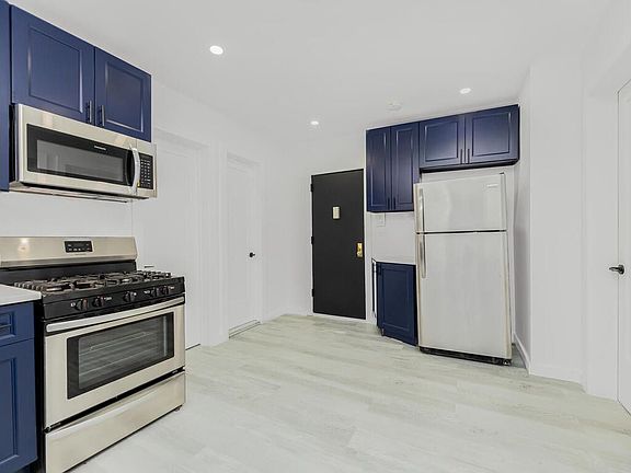 3rd image of 20 Porach St APT 3A