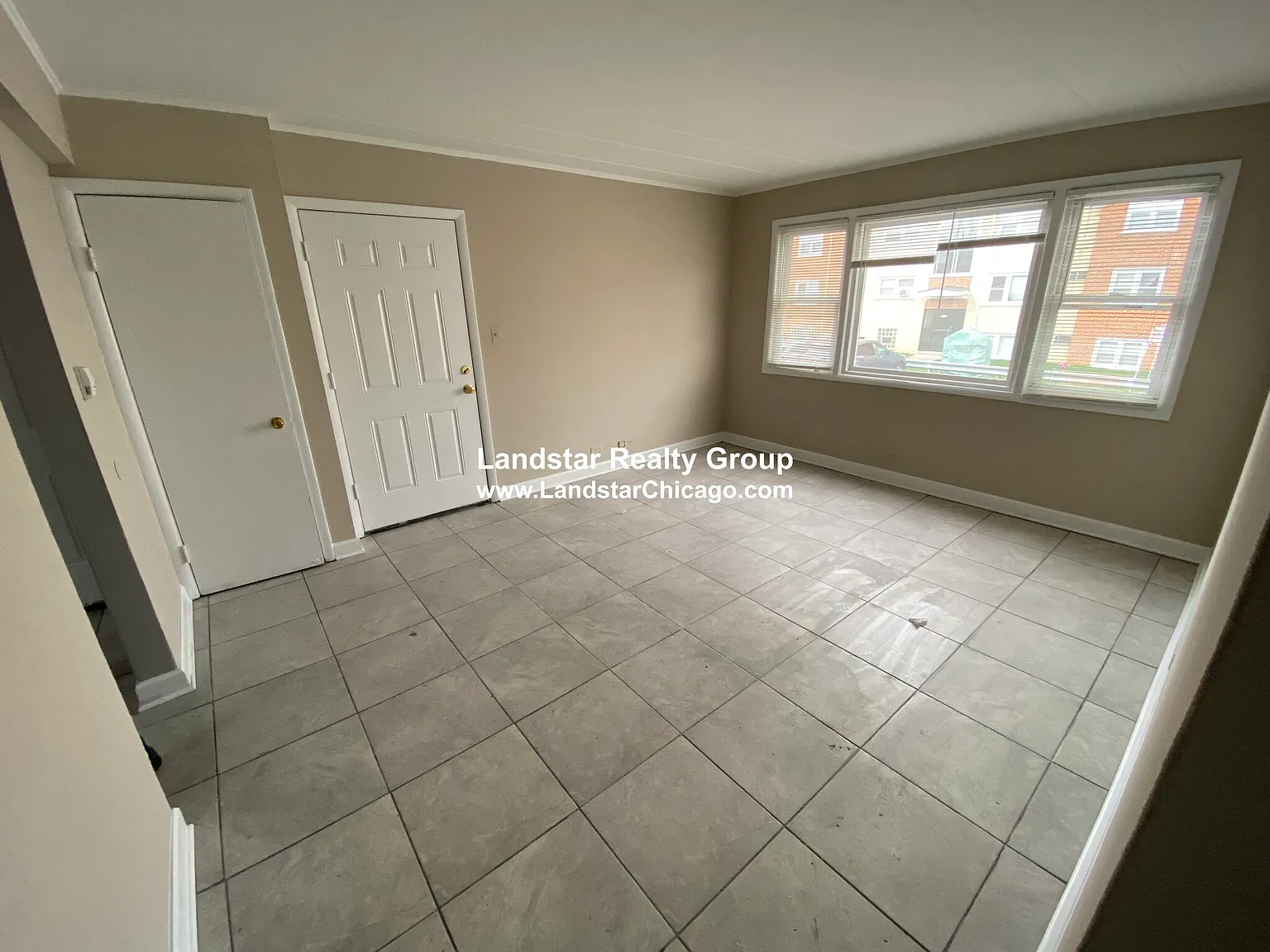 2 bed, 1.0 bath, $1,850 — Photo 3