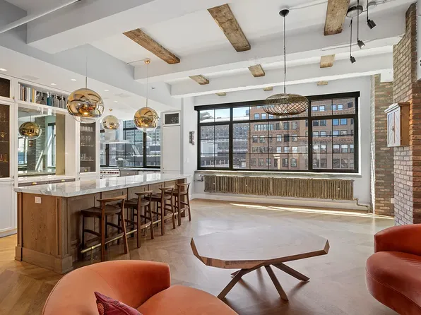 360 West 36th Street PH12 image 2 of 25