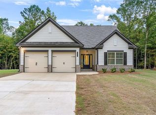 225 Cooper Dr, Mansfield, GA 30055