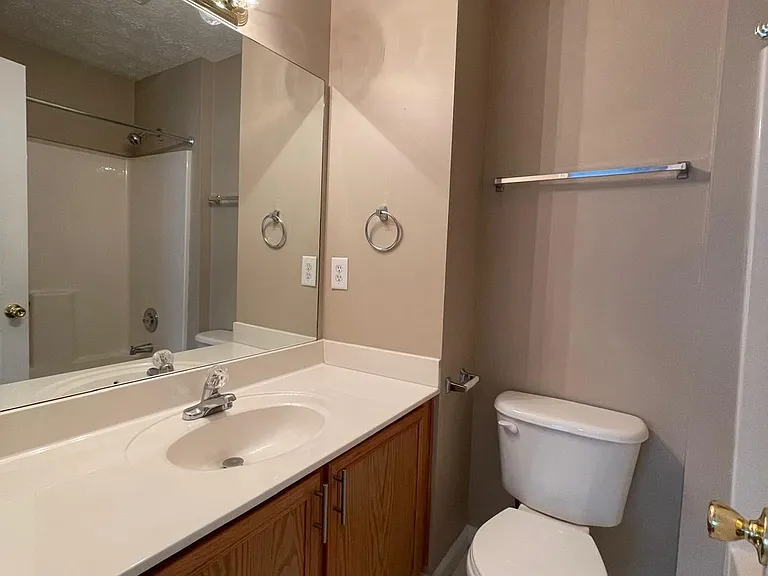 2962 Stonecrest Ln — Photo 9
