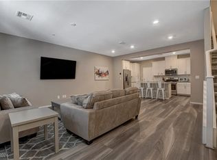 16 Lomita Heights Dr, Las Vegas, NV 89138