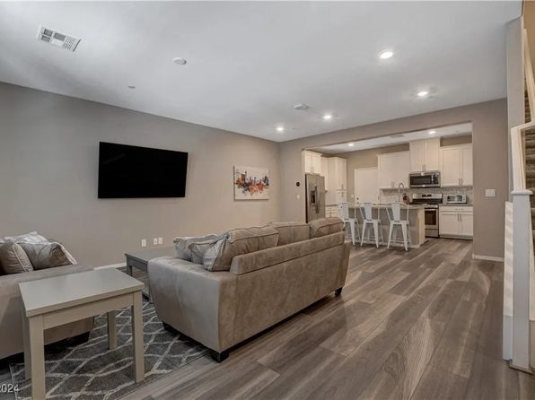 16 Lomita Heights Dr