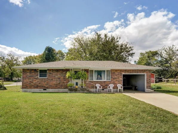 1043 S Hudson Avenue, Aurora, MO 65605