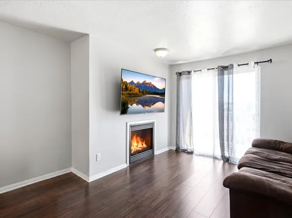 5660 Meadow Ln APT 154, South Ogden, UT 84403