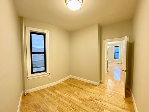 3rd image of 361 Ocean Ave #A1e