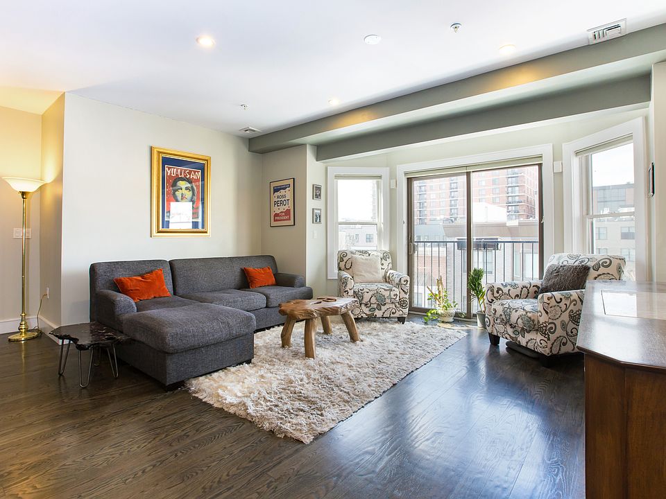 Light and Bright living room