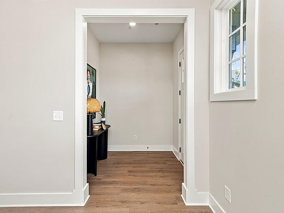 4th image of 4525 Rivo Cres